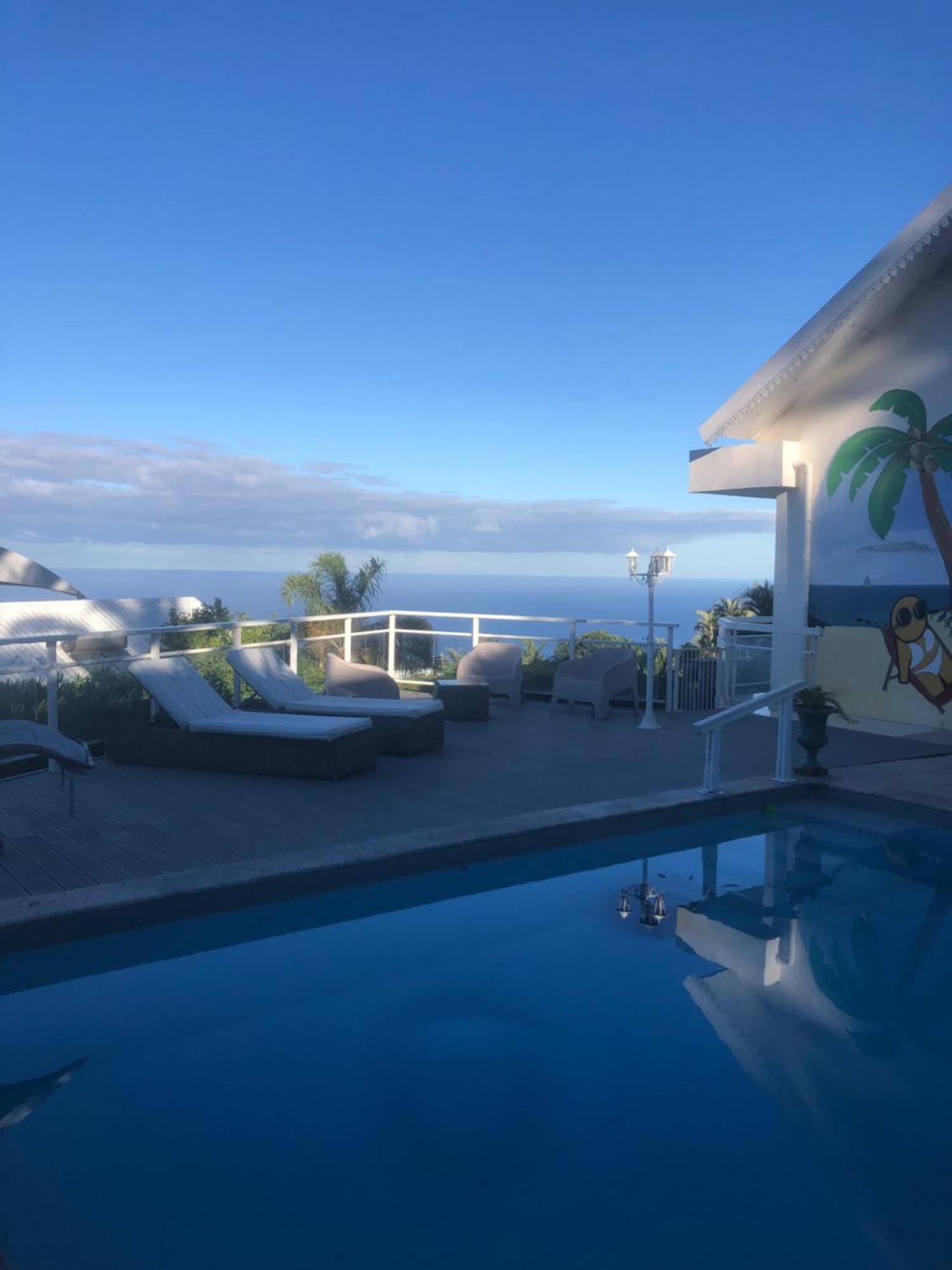 St Leu -Villa D'Artiste, Superbe Vue Mer, Piscine Chauffee Сен-Лё Экстерьер фото